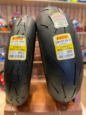 Pirelli Diablo Rosso IV Corsa Tires